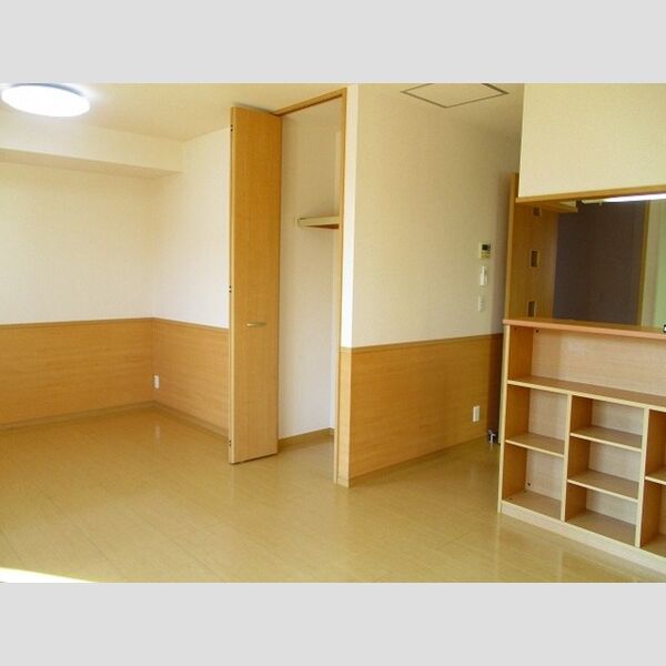 アンソレイエ　西館 リビング