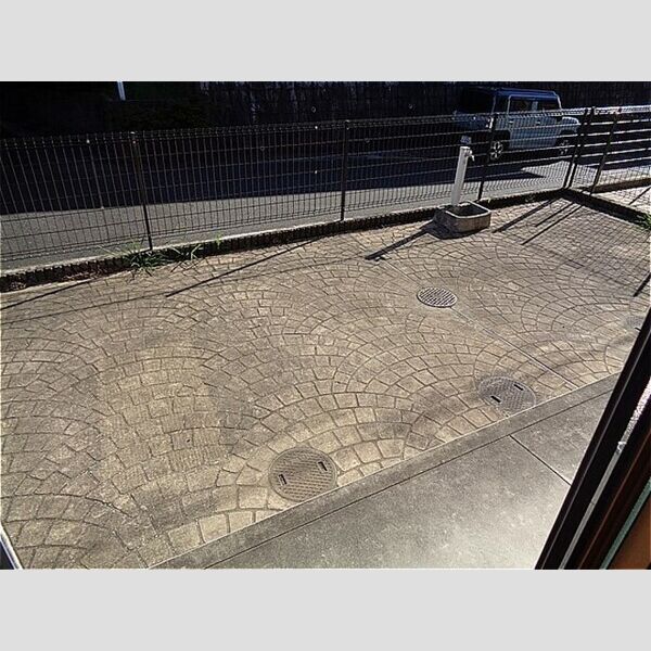 ヒルサイドコート　壱番館102号室 専用庭