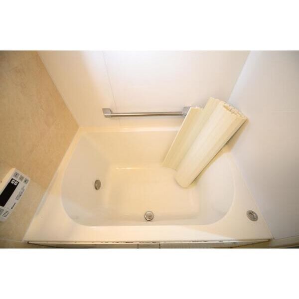 アヴェニュー唐木田201号室 お風呂