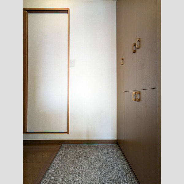 チャコールハイツ　AB 玄関