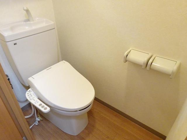 ローズガーデンＮＫＫ シャワー付トイレ