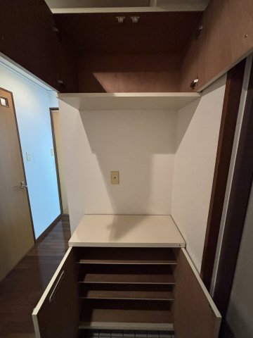 太陽辻堂マンション 収納