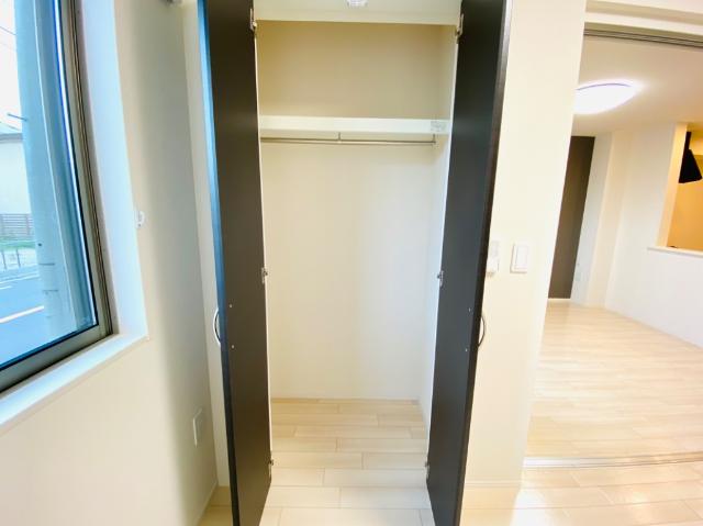 ラ・フォンテーヌ106号室 収納