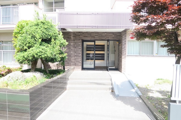 T’s garden蕨Ⅱ エントランス