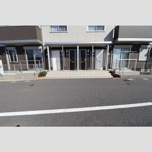 レジデンス　Ⅲ エントランス