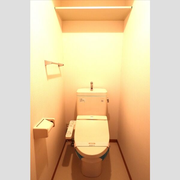 ル・ソレイユシェソワ　ABCDB101号室 トイレ