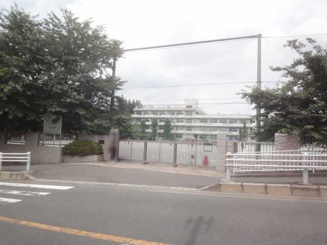 エヴァーグリーン常盤 さいたま市立仲町小学校まで506ｍ