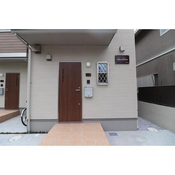 Casa　CharisseB号室 エントランス
