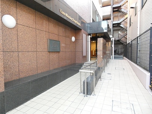 ライオンズマンション府中朝日町 エントランス