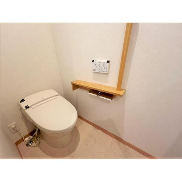 菅生3丁目戸建 トイレ