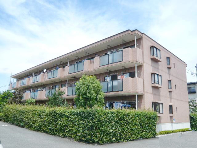 リヴェール高幡７ 外観1