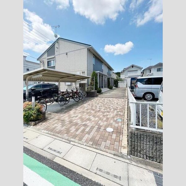 セジュールアン ラビ エントランス