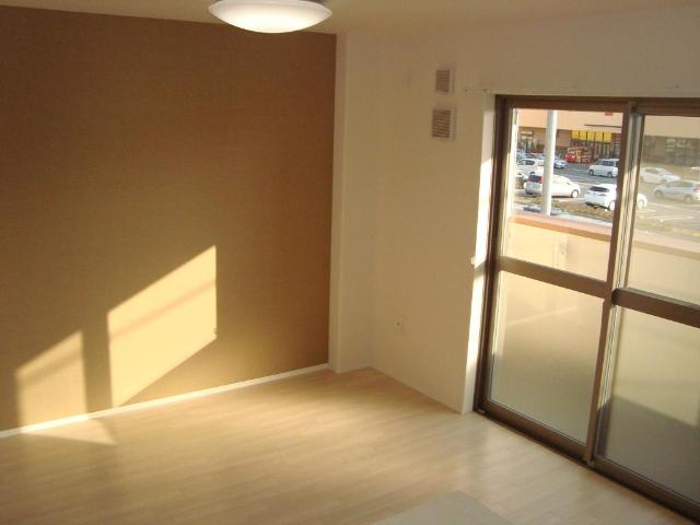 Ｆ＆Ｒ　Ⅱ202号室 リビング