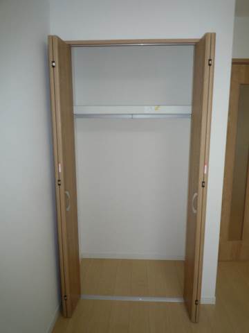 フェリシア横濱希望ヶ丘2階 収納