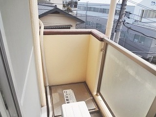 ユニバーサルハイツ101号室 バルコニー
