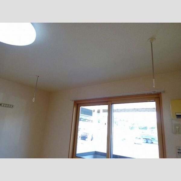 ラグーナ フォンテーヌ101号室 室内物干し