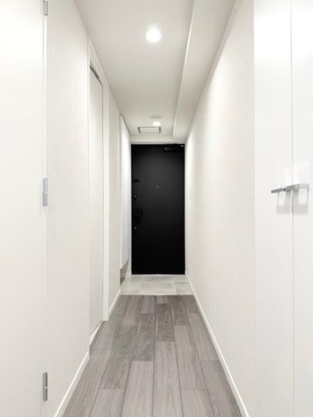 Ｌａ　Ｐｅｒｌａ　Ｙｏｔｓｕｙａ2階 玄関