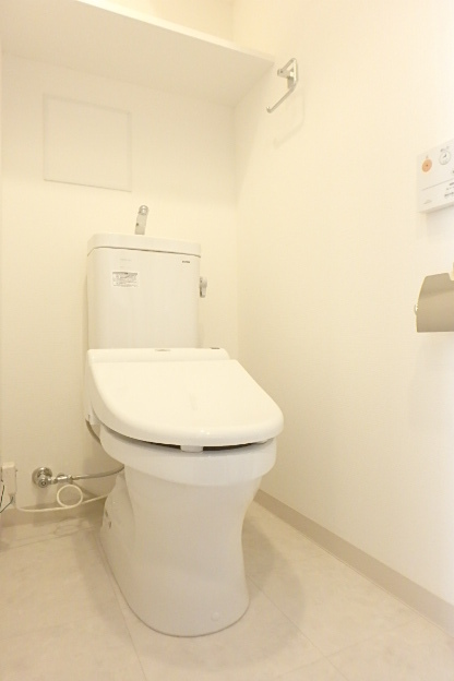 ガーラ・プレシャス川崎5階 コンパクトで使いやすいトイレです