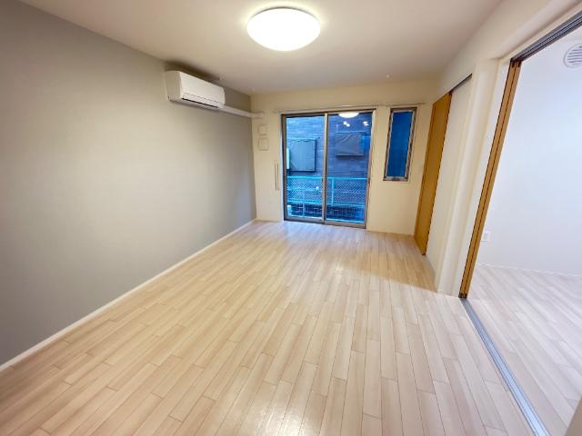 リノナル105号室 洋室