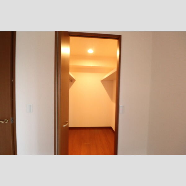 セジュールZEN　弐番館 ウォークインクローゼット