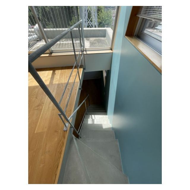 PASEO SANGENJAYA EAST WESTW401号室 階段（上階→下階）