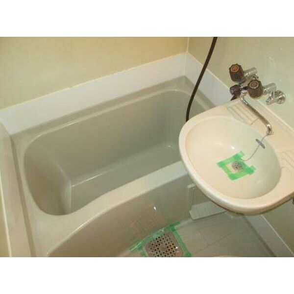 コーラル鵠沼0201号室 お風呂