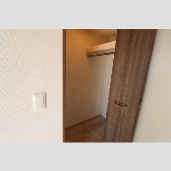 ディーエスペランサ101号室 ウォークインクローゼット