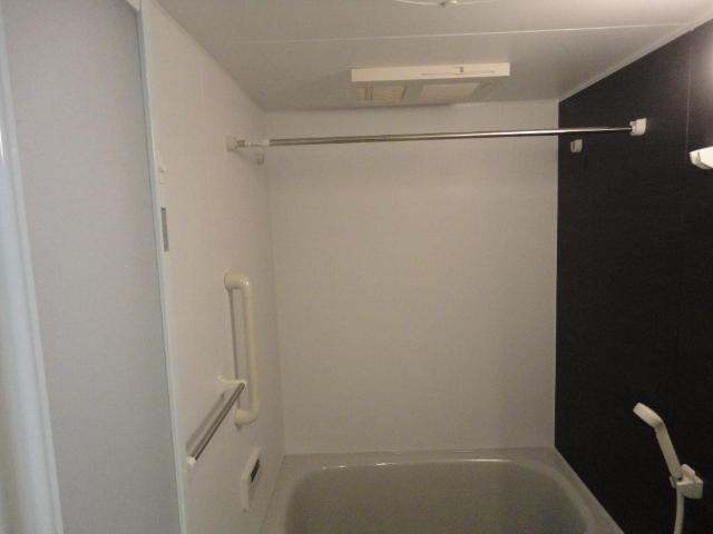 Ovest高田201号室 浴室乾燥機