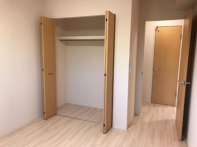 カサブランカ クローゼット（北側）