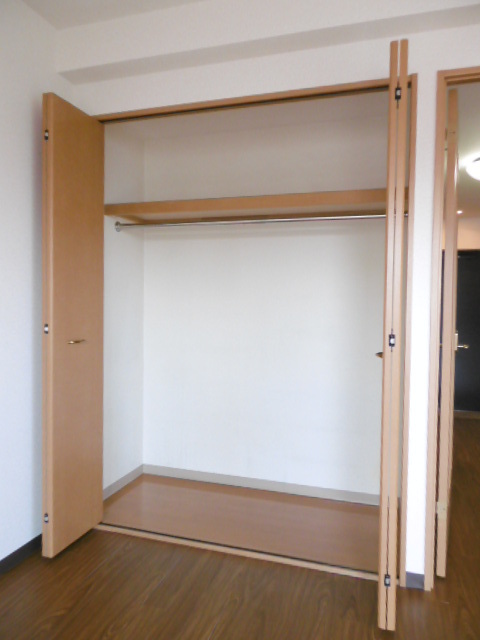 シャテロ北野0201号室 収納