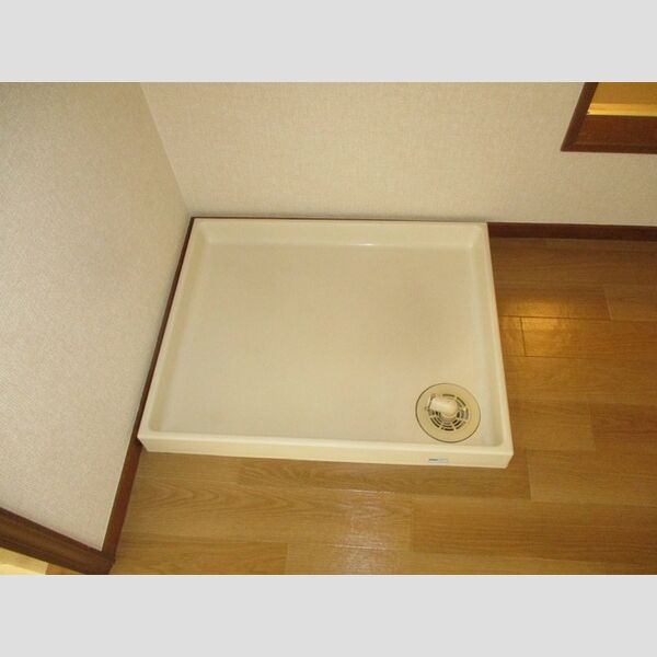 シンフォニーガーデン202号室 室内洗濯機置場