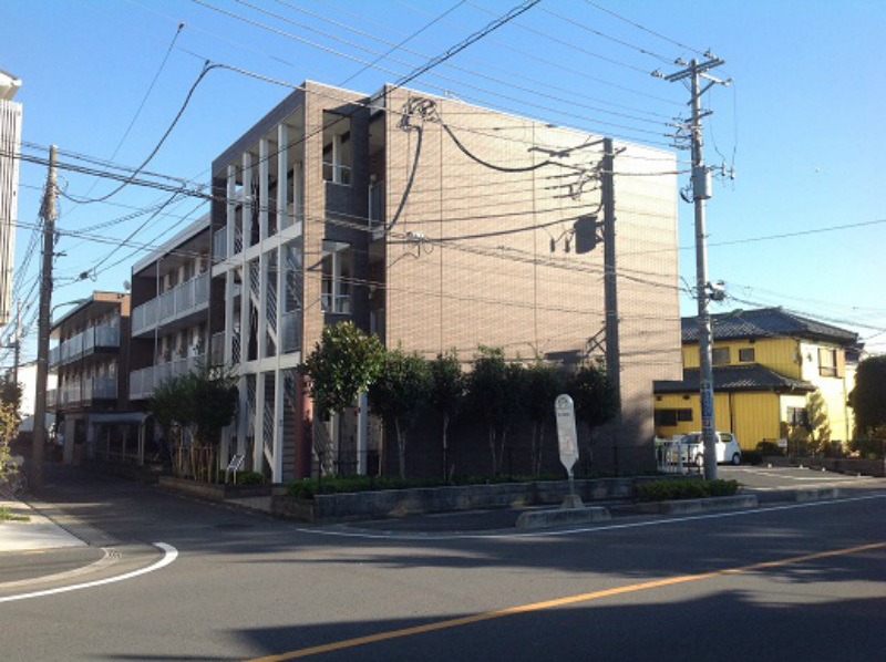 レオパレスサントーヨーの外観画像