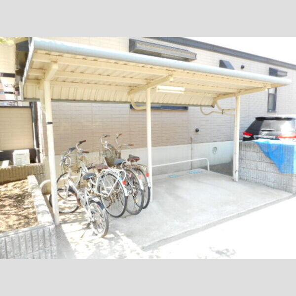 ベイグランデ 駐輪場