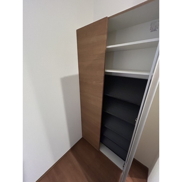 コントレイルⅠ103号室 玄関