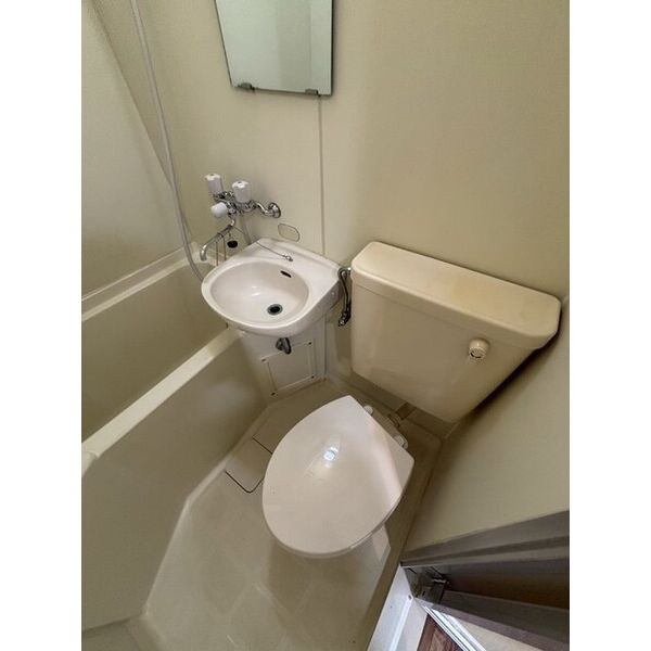 ジュネパレス柏第1090101号室 トイレ