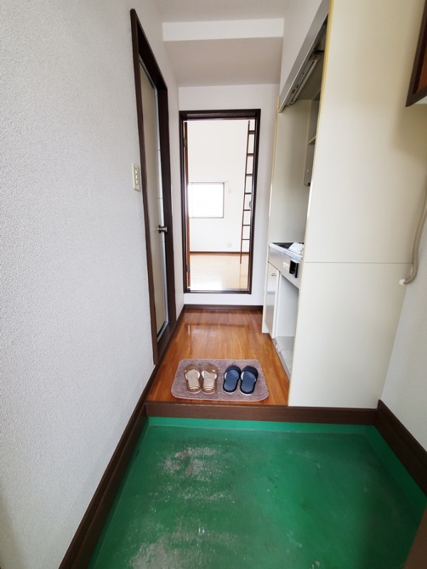 ミラノII2階 玄関