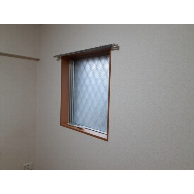 ルピナス　ヤマジ 窓