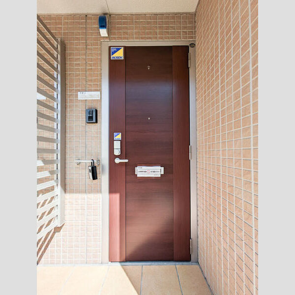 スターエイト201号室 玄関