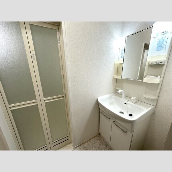 コンフォートスクエア 洗面所