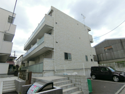 リブリ・カーロポンテ2階 外観