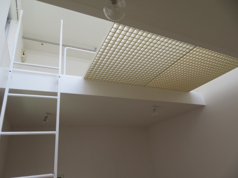 ハウス・カメアリ1階 別のお部屋の写真です