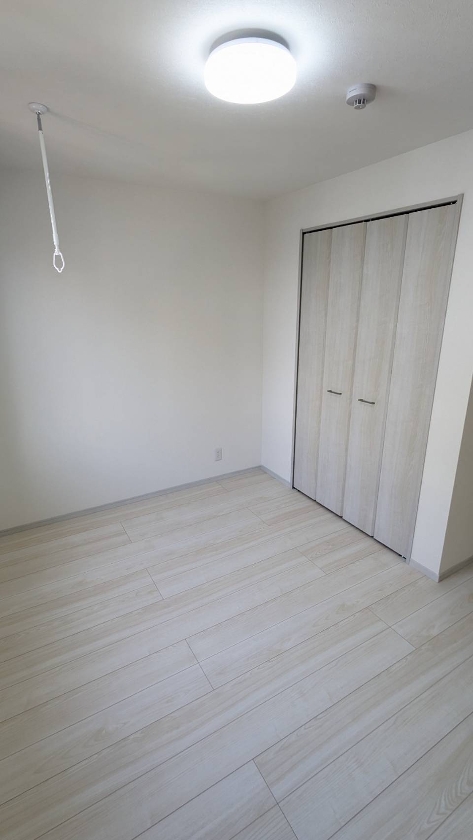 オーシャンハイツ本川越303号室 リビング