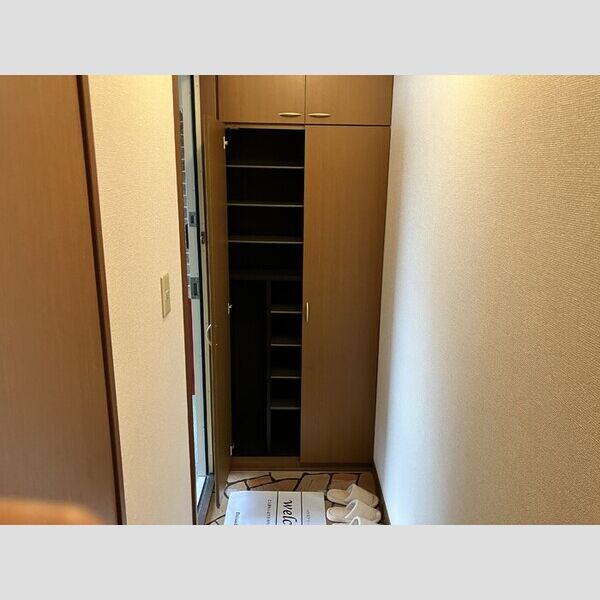 シュタインベルク　東館 シューズボックス