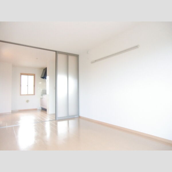 グランディールナギサワ202号室 LDK・洋室