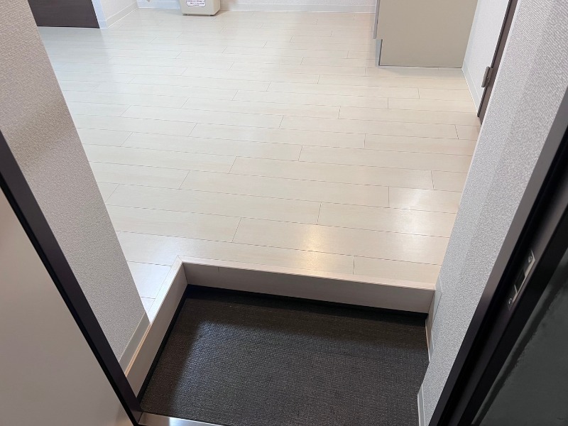 リノ西落合5階 玄関