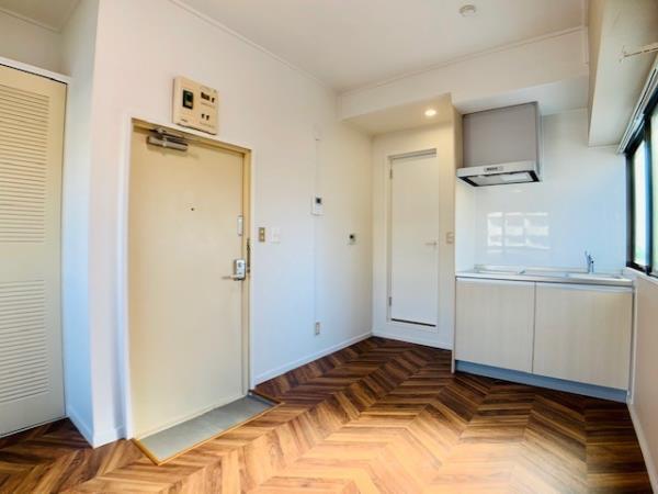 ハウスチェリー上馬5階 リビング