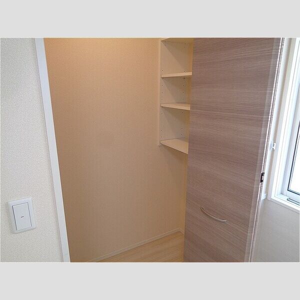 ソレイユⅢ 収納