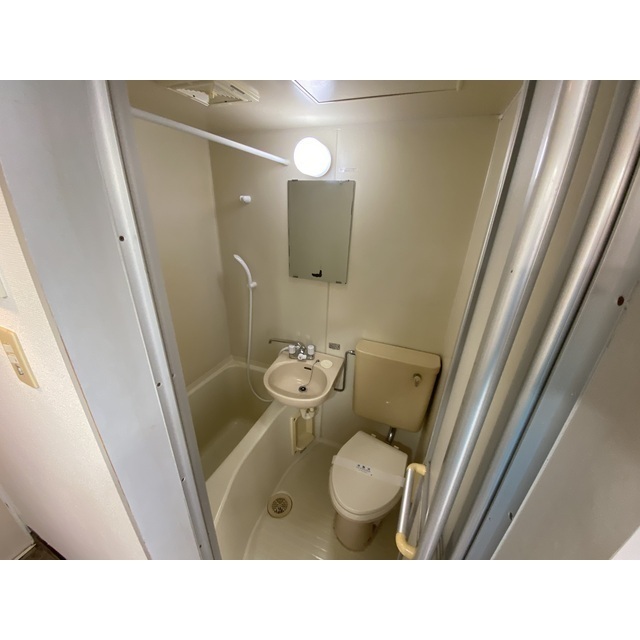 アップルハウス三ツ沢南町102号室 同建物別部屋の参考画像