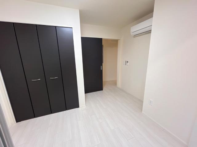 メゾン・ウィステリア 洋室