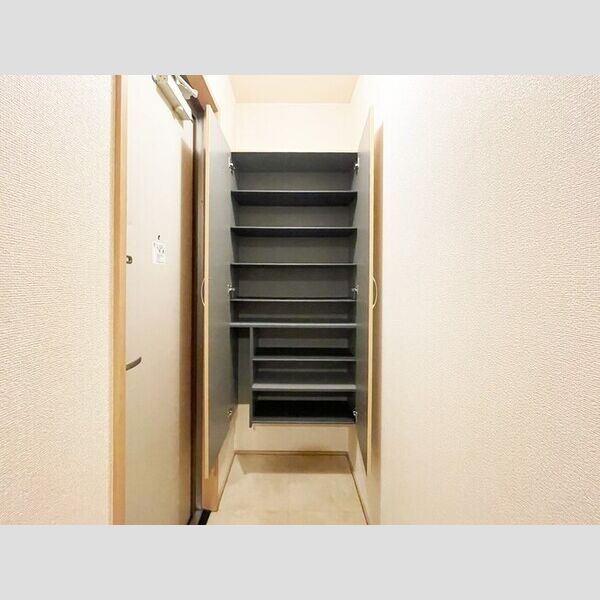 Sejour BoW(セジュール　ボウ) 玄関